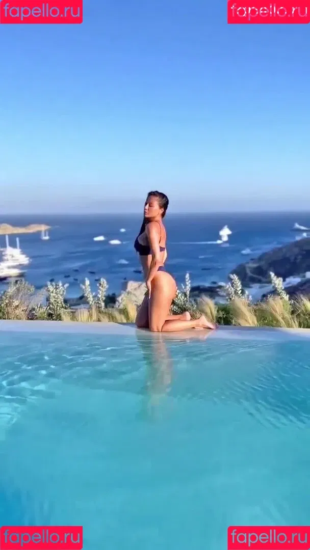 Nicole Scherzinger Onlyfans Photo Gallery 