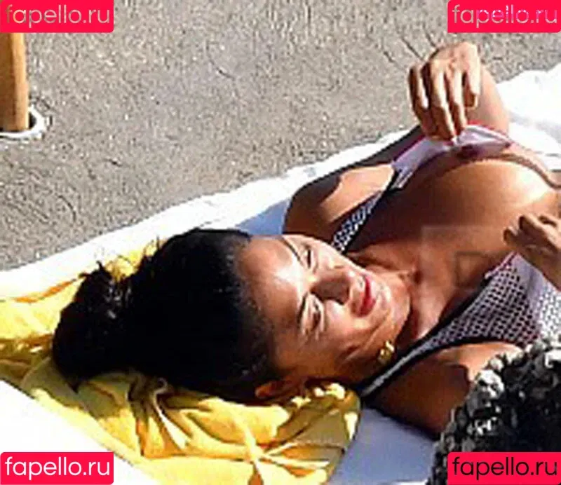 Nicole Scherzinger Onlyfans Photo Gallery 