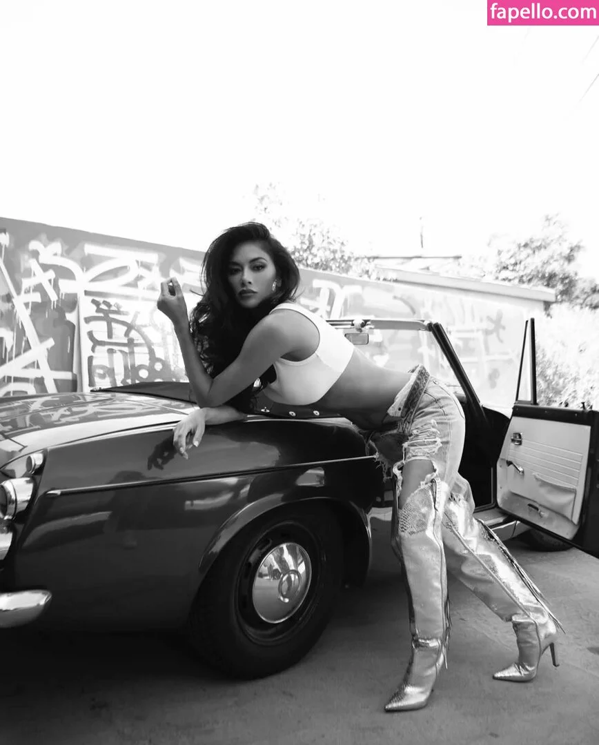 Nicole Scherzinger Onlyfans Photo Gallery 