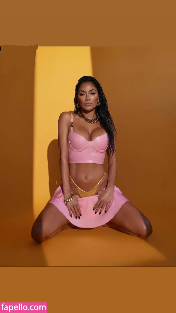 Nicole Scherzinger Onlyfans Photo Gallery 