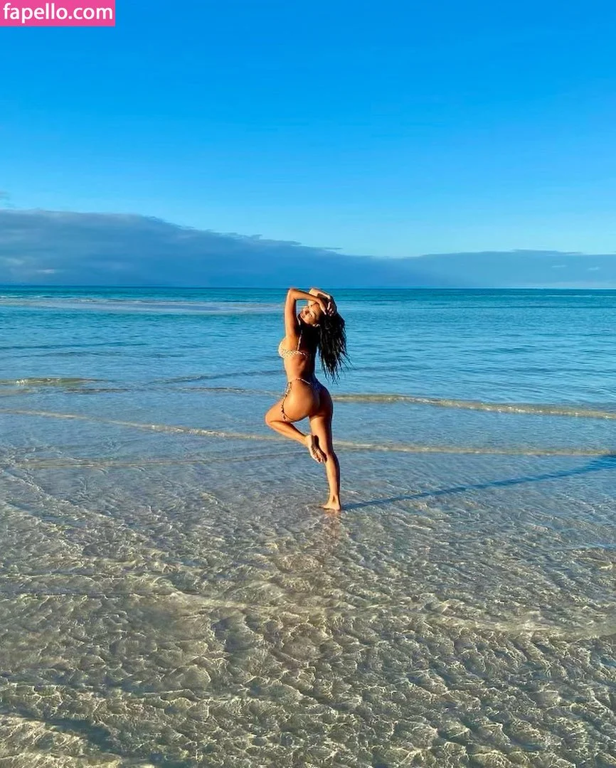 Nicole Scherzinger Onlyfans Photo Gallery 