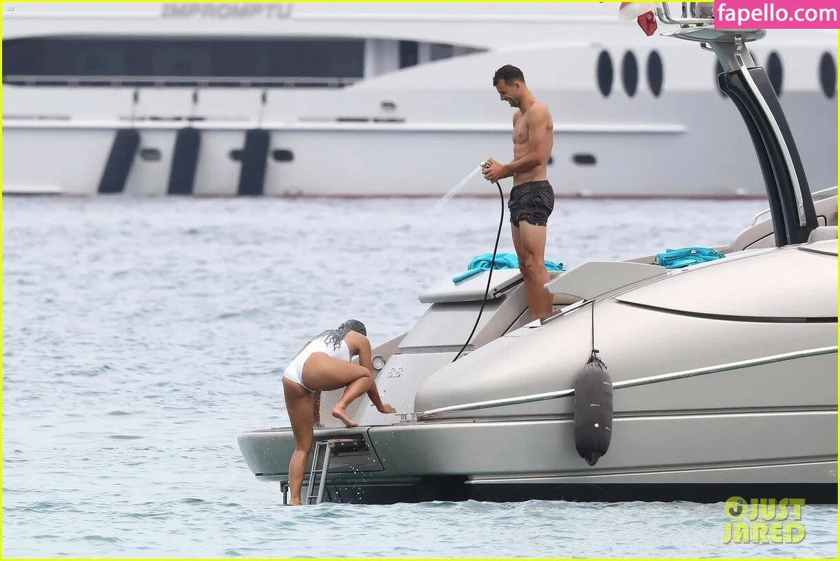 Nicole Scherzinger Onlyfans Photo Gallery 