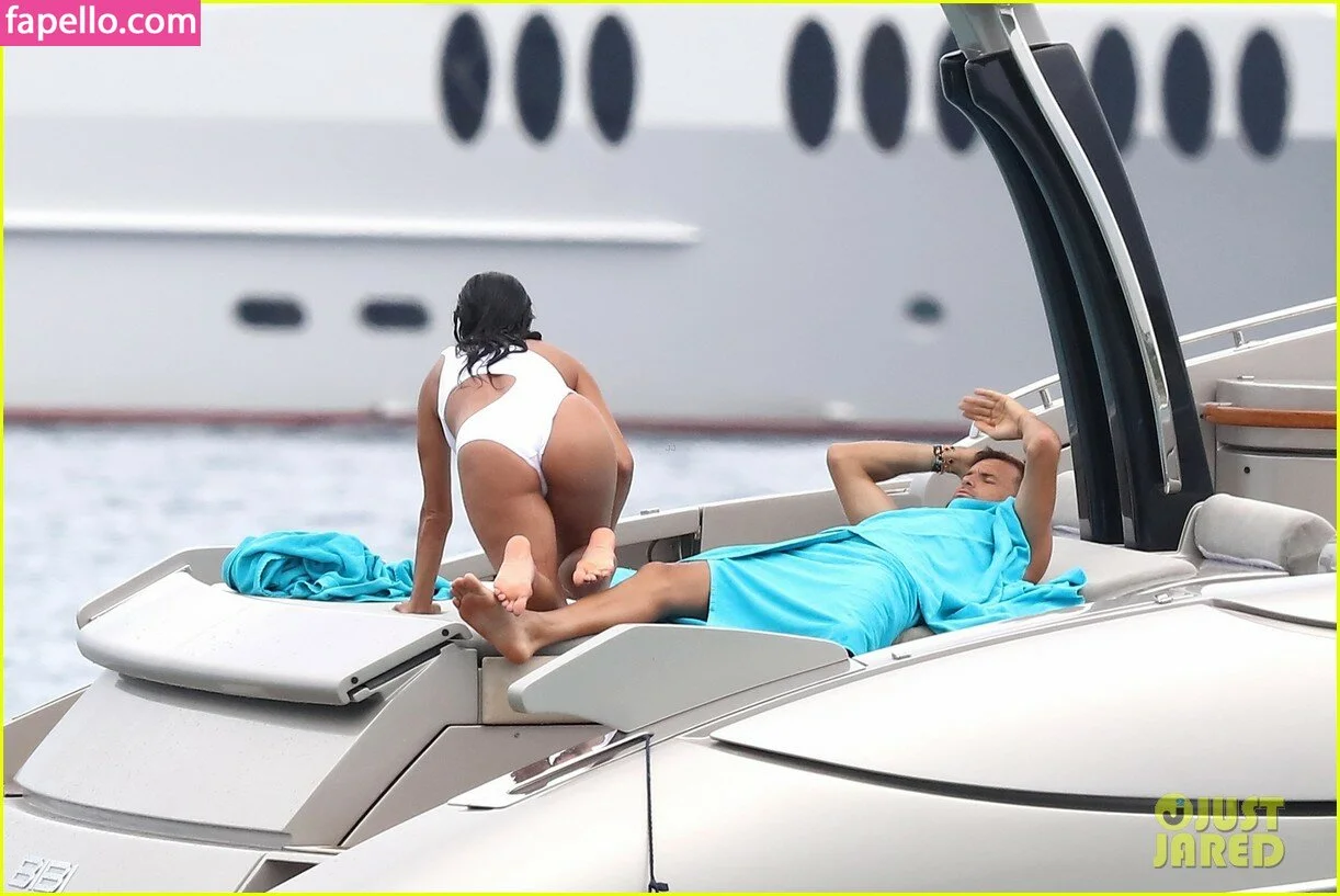 Nicole Scherzinger Onlyfans Photo Gallery 