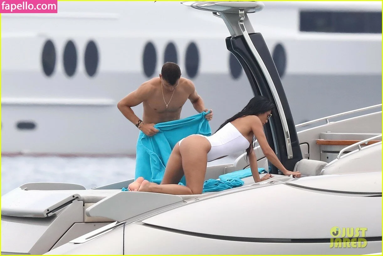 Nicole Scherzinger Onlyfans Photo Gallery 