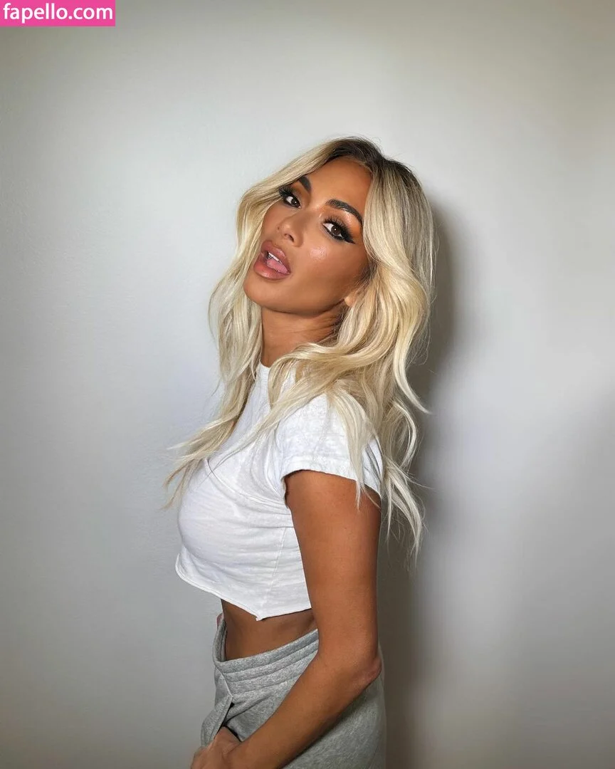 Nicole Scherzinger Onlyfans Photo Gallery 
