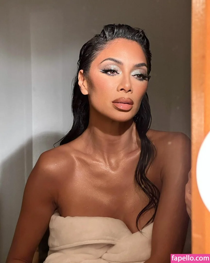 Nicole Scherzinger Onlyfans Photo Gallery 