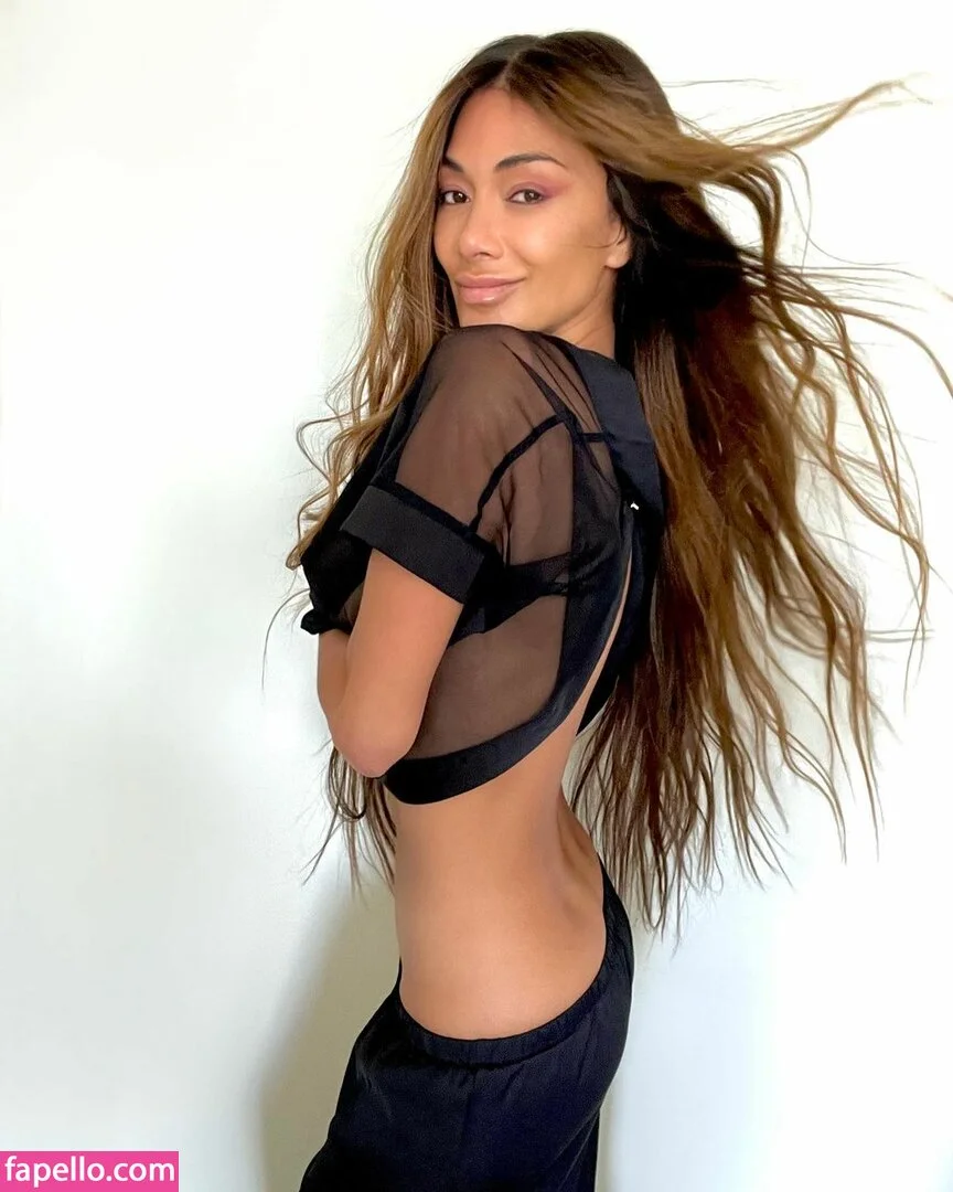 Nicole Scherzinger Onlyfans Photo Gallery 