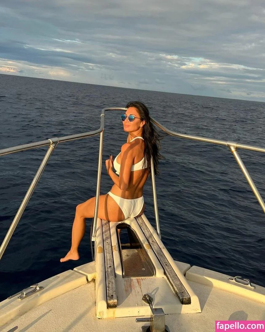 Nicole Scherzinger Onlyfans Photo Gallery 