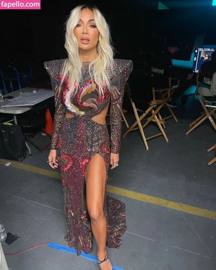 Nicole Scherzinger Onlyfans Photo Gallery 