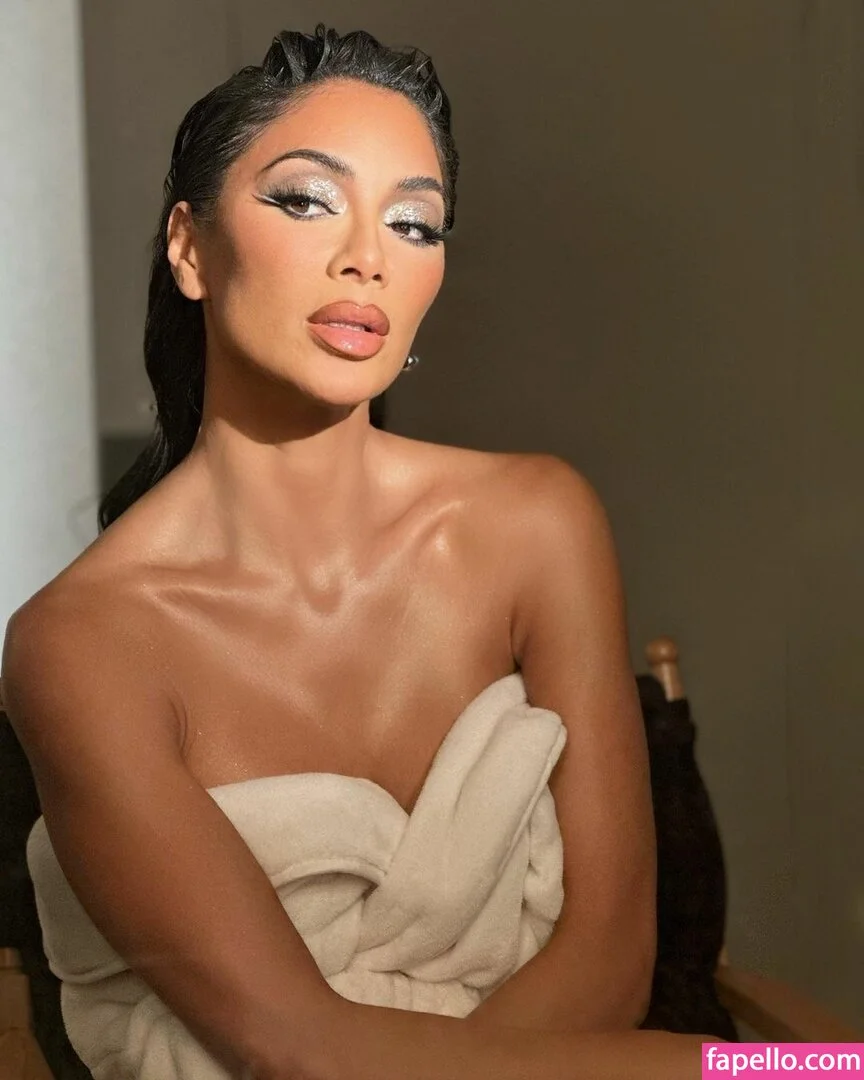 Nicole Scherzinger Onlyfans Photo Gallery 