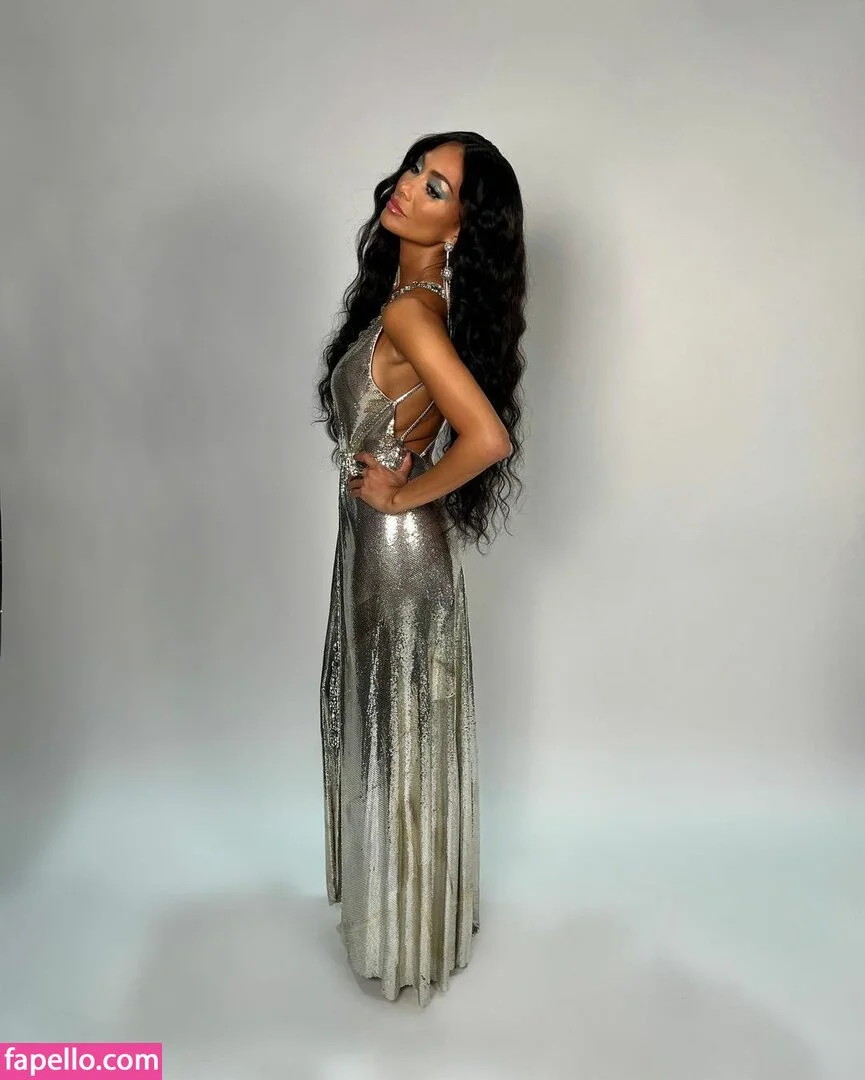 Nicole Scherzinger Onlyfans Photo Gallery 