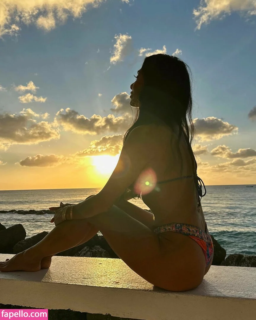 Nicole Scherzinger Onlyfans Photo Gallery 