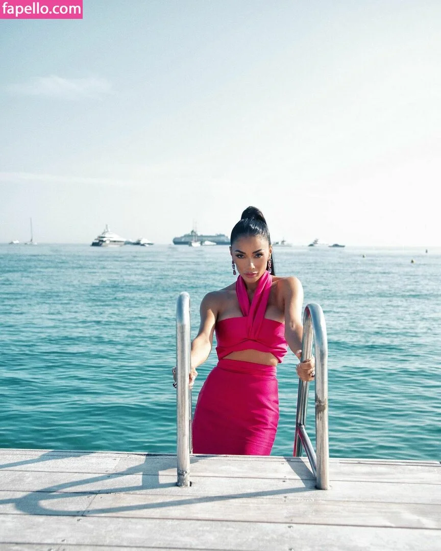 Nicole Scherzinger Onlyfans Photo Gallery 