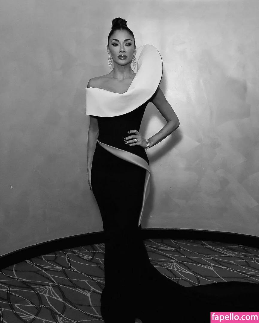 Nicole Scherzinger Onlyfans Photo Gallery 