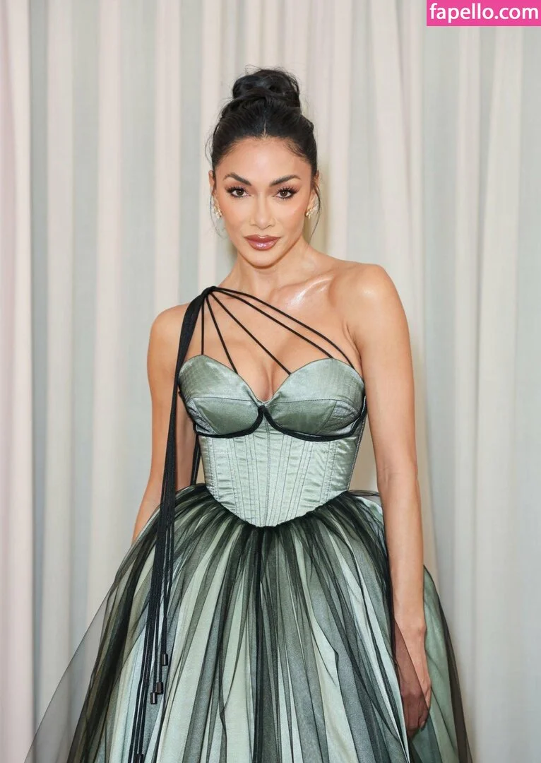 Nicole Scherzinger Onlyfans Photo Gallery 