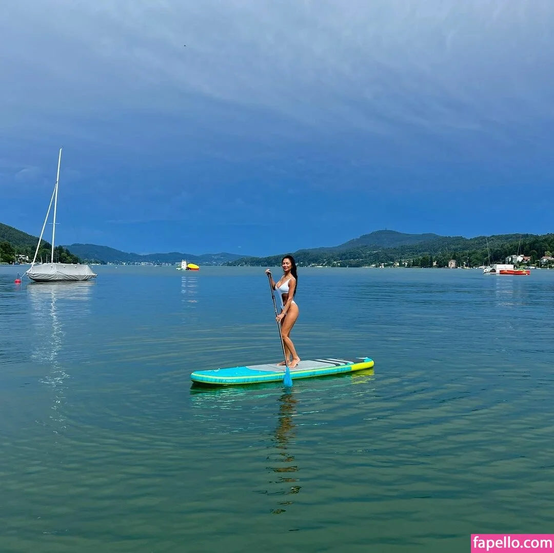 Nicole Scherzinger Onlyfans Photo Gallery 