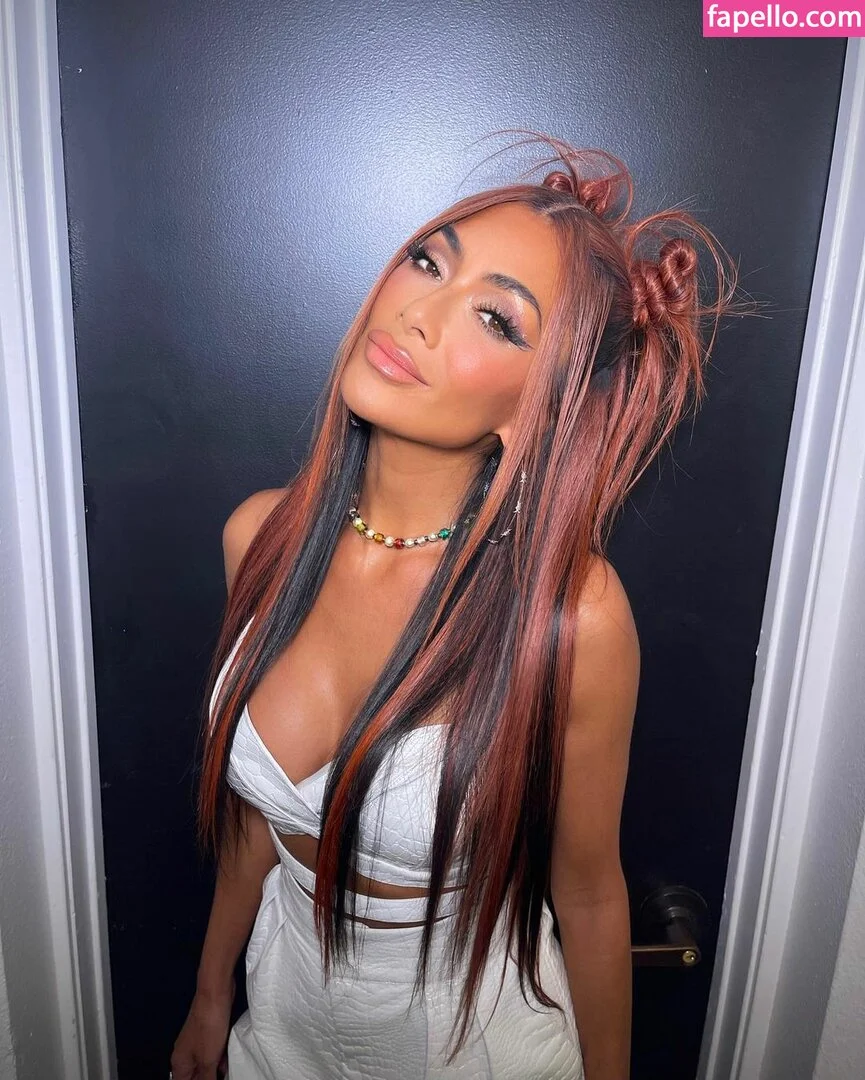 Nicole Scherzinger Onlyfans Photo Gallery 