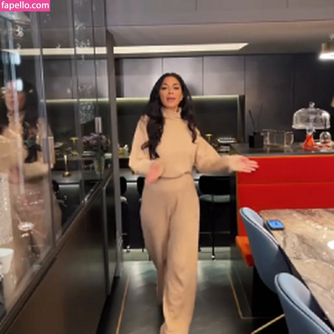 Nicole Scherzinger Onlyfans Photo Gallery 