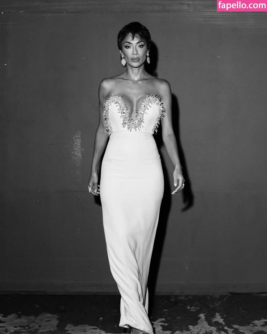 Nicole Scherzinger Onlyfans Photo Gallery 