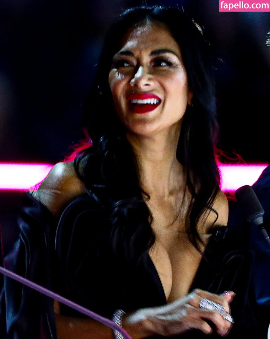 Nicole Scherzinger Onlyfans Photo Gallery 