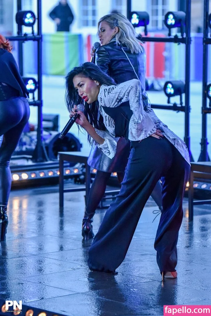 Nicole Scherzinger Onlyfans Photo Gallery 