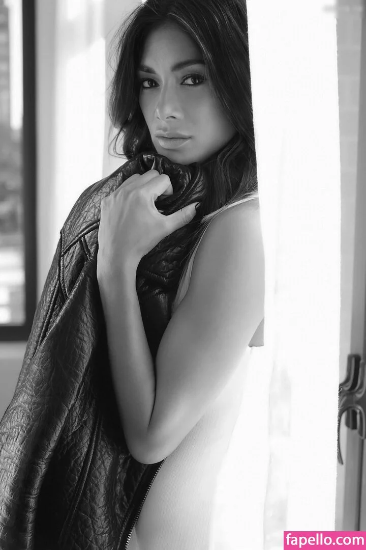 Nicole Scherzinger Onlyfans Photo Gallery 