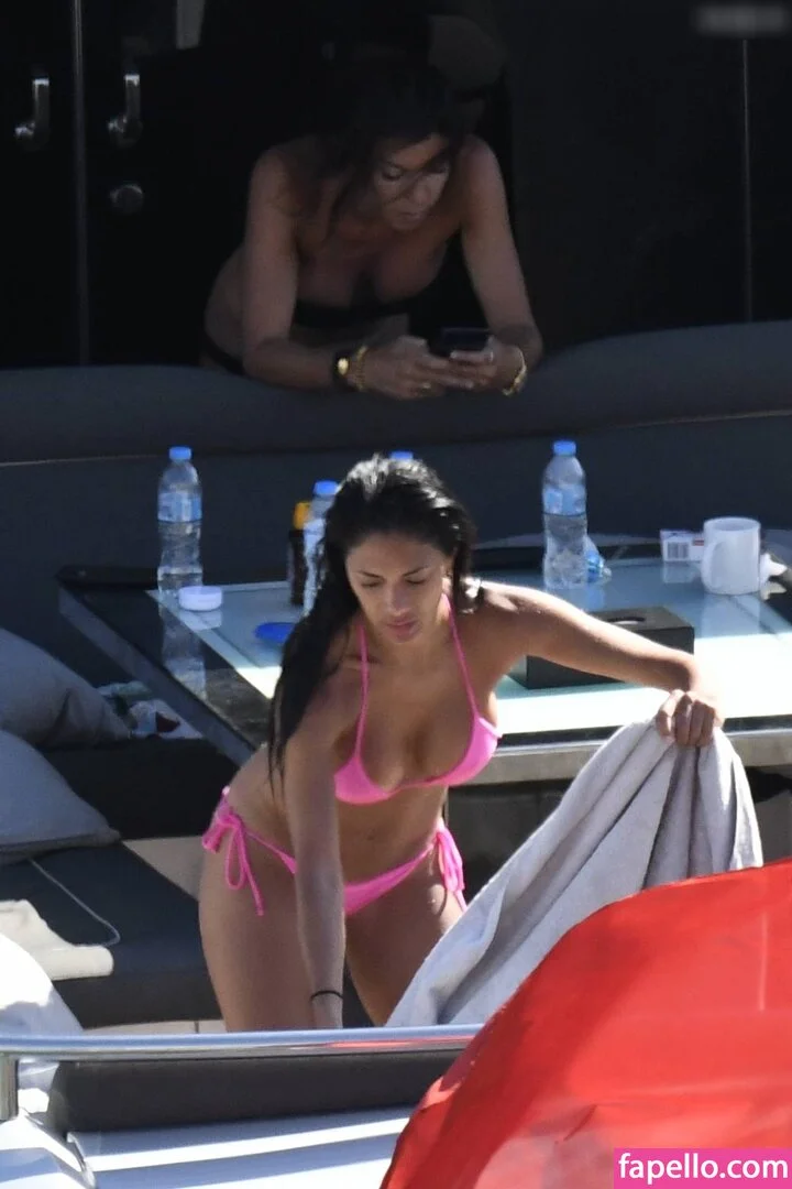 Nicole Scherzinger Onlyfans Photo Gallery 