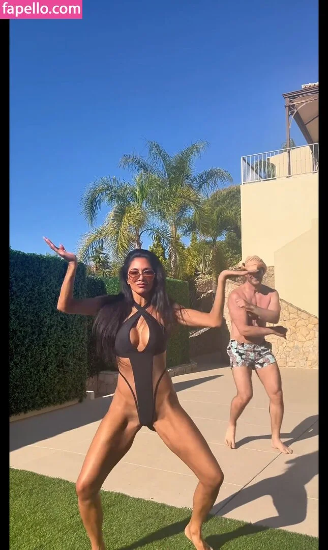 Nicole Scherzinger Onlyfans Photo Gallery 