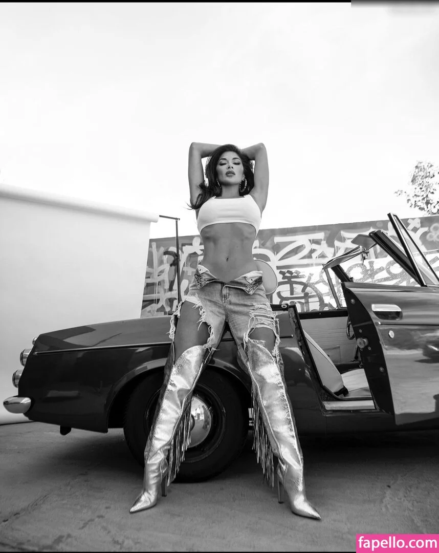 Nicole Scherzinger Onlyfans Photo Gallery 