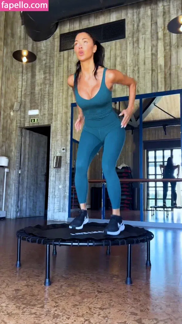 Nicole Scherzinger Onlyfans Photo Gallery 