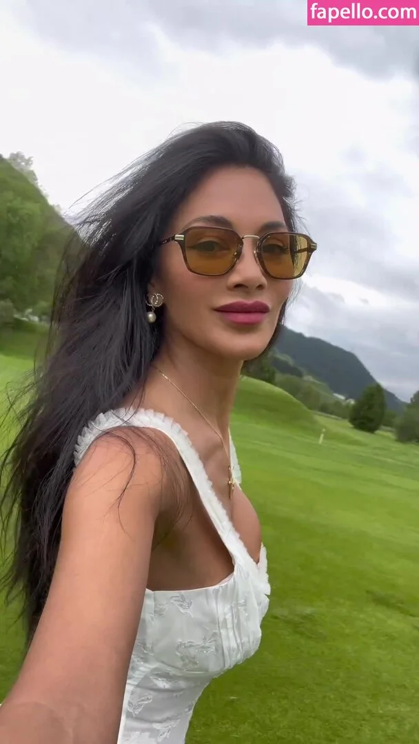 Nicole Scherzinger Onlyfans Photo Gallery 