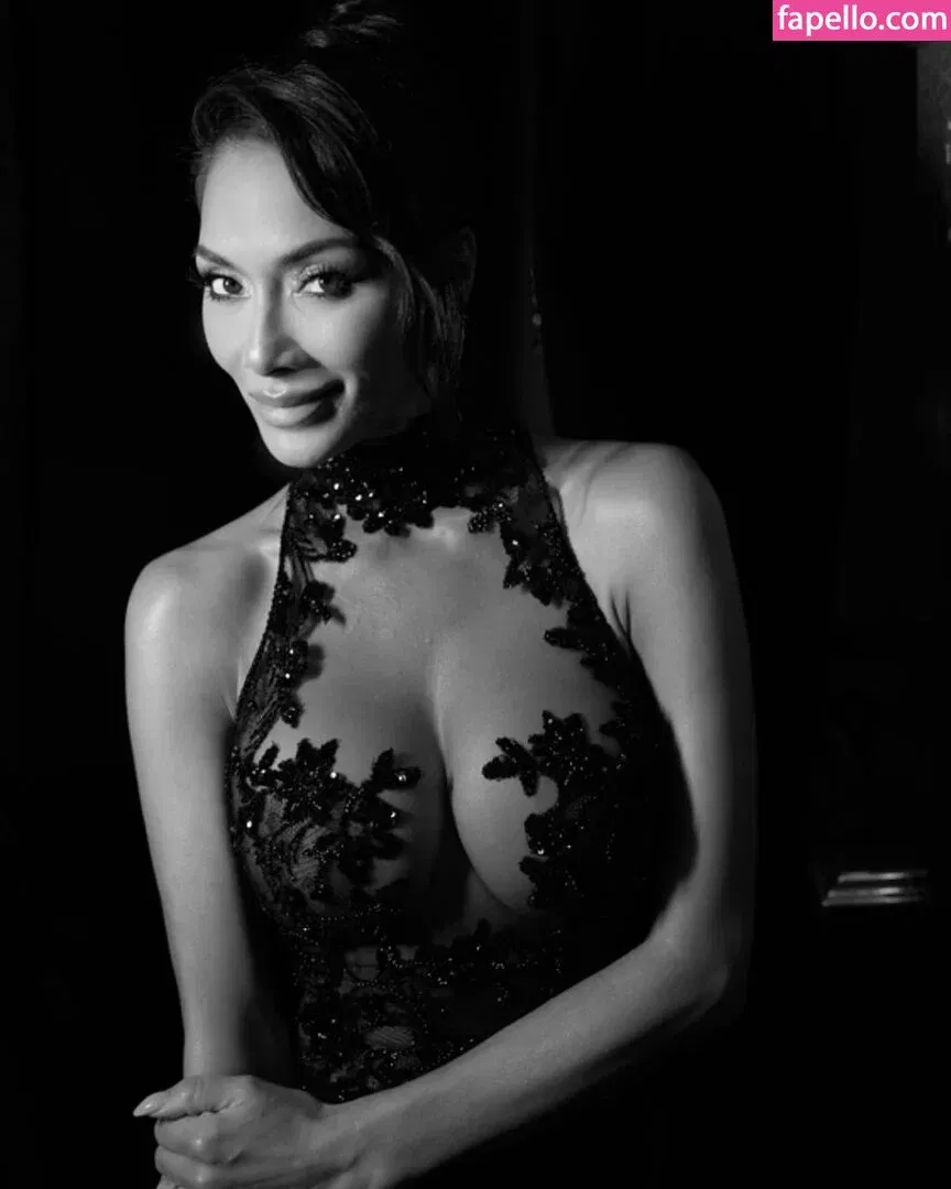Nicole Scherzinger Onlyfans Photo Gallery 