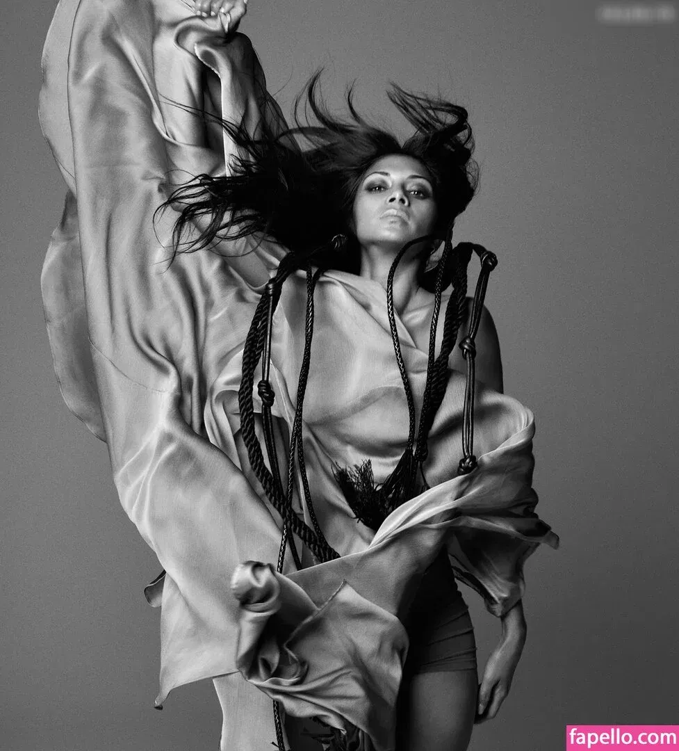 Nicole Scherzinger Onlyfans Photo Gallery 