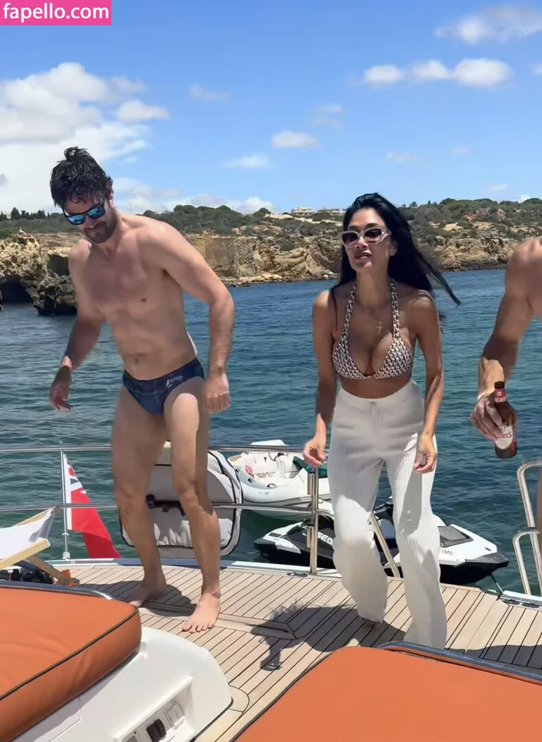 Nicole Scherzinger Onlyfans Photo Gallery 