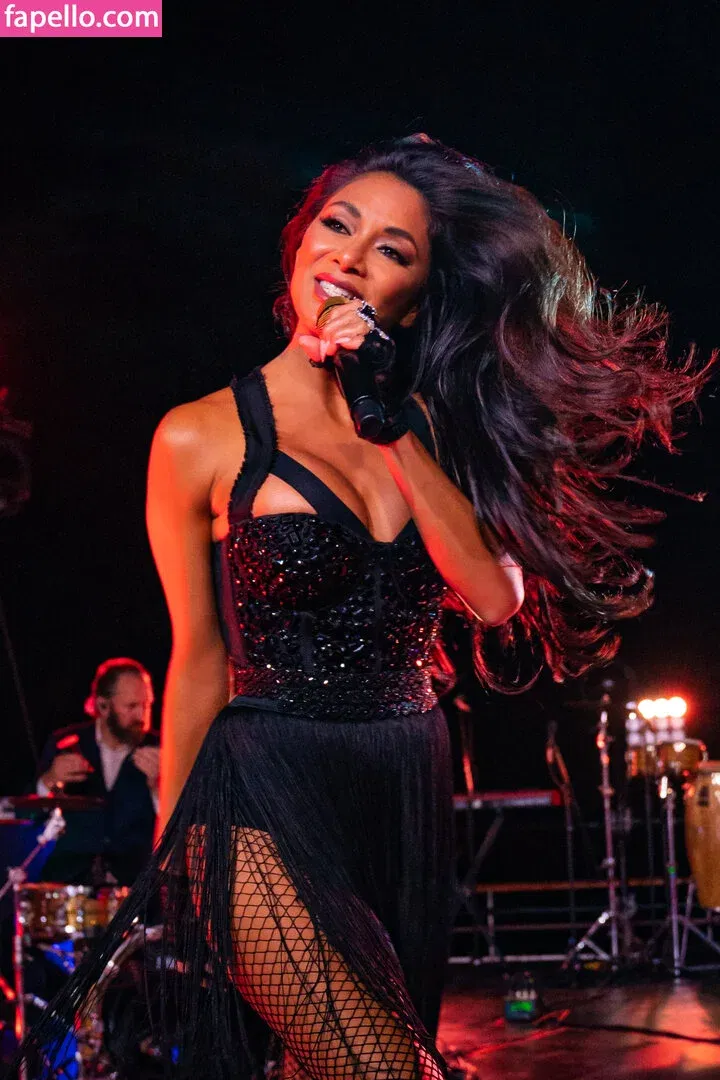 Nicole Scherzinger Onlyfans Photo Gallery 
