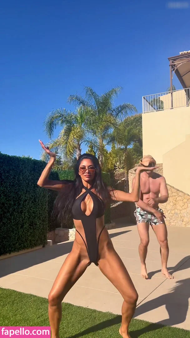 Nicole Scherzinger Onlyfans Photo Gallery 