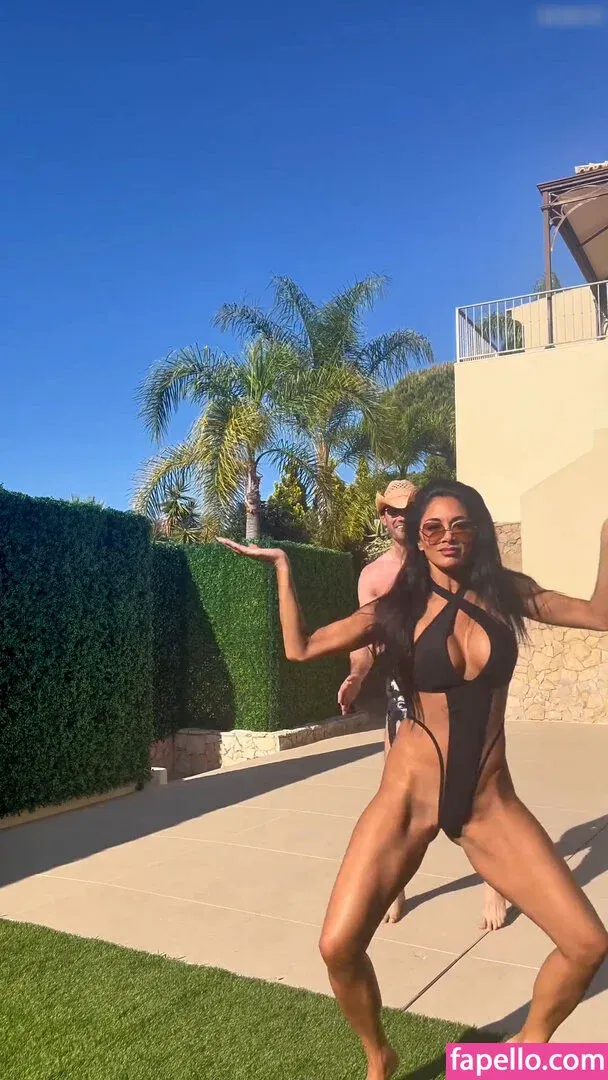 Nicole Scherzinger Onlyfans Photo Gallery 