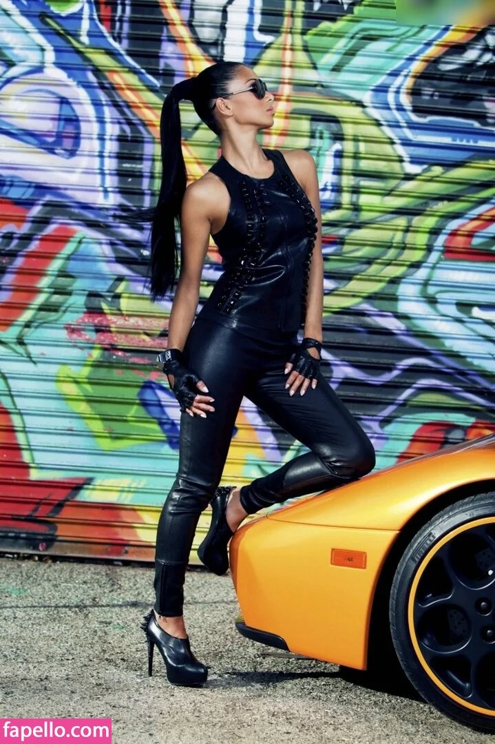 Nicole Scherzinger Onlyfans Photo Gallery 