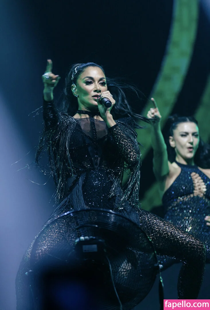 Nicole Scherzinger Onlyfans Photo Gallery 