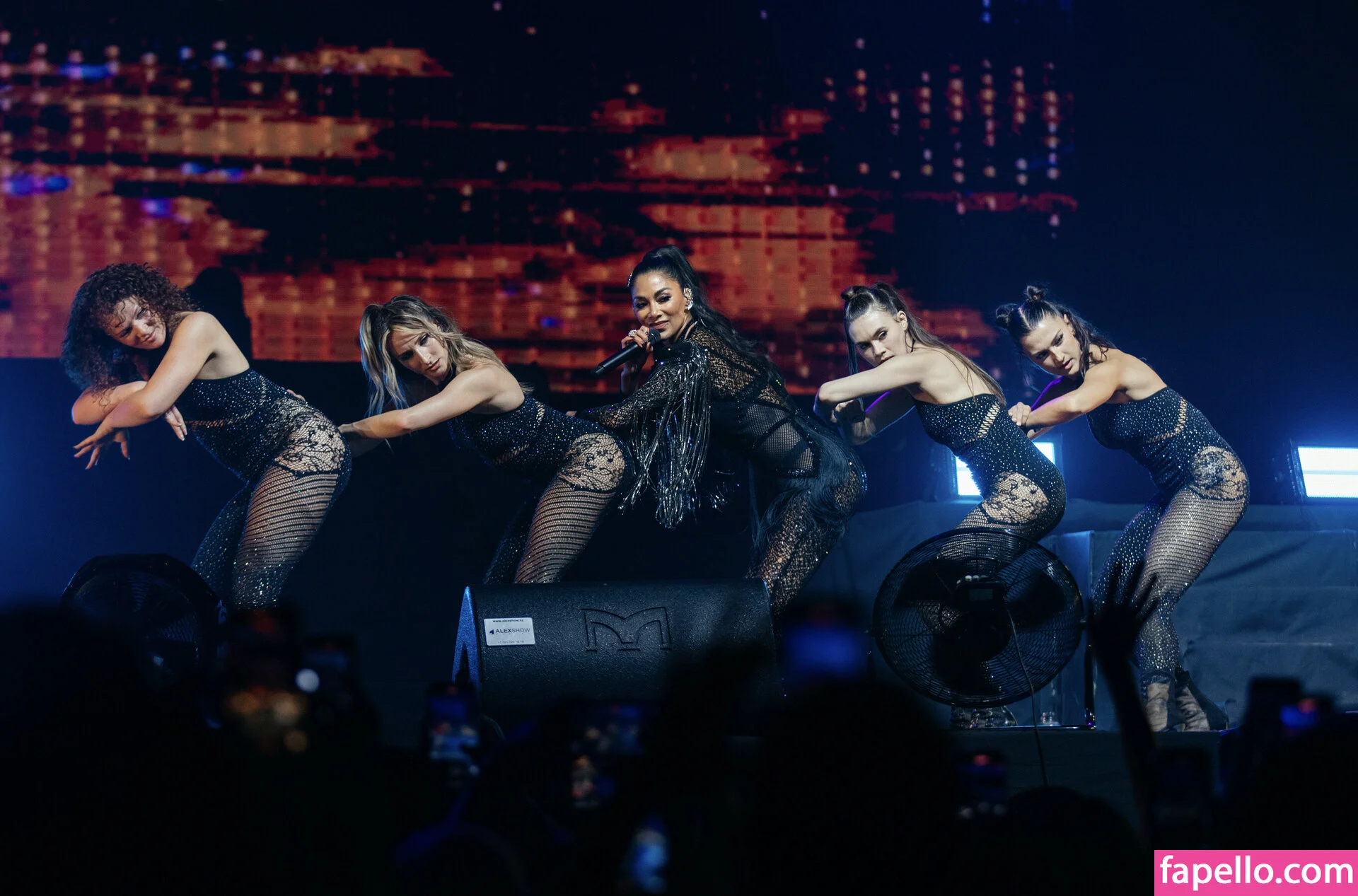 Nicole Scherzinger Onlyfans Photo Gallery 