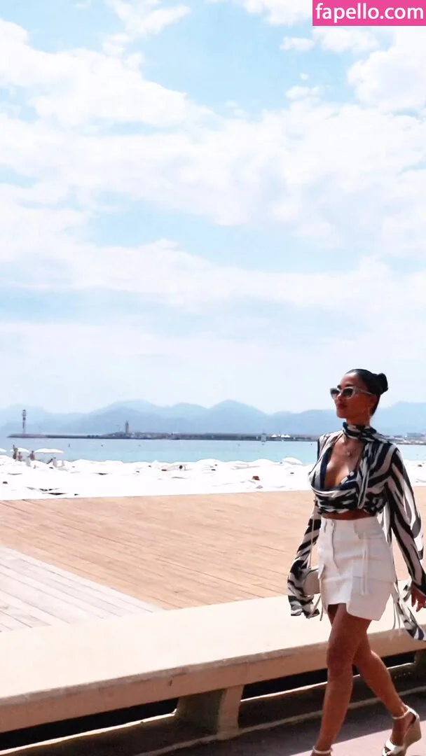 Nicole Scherzinger Onlyfans Photo Gallery 