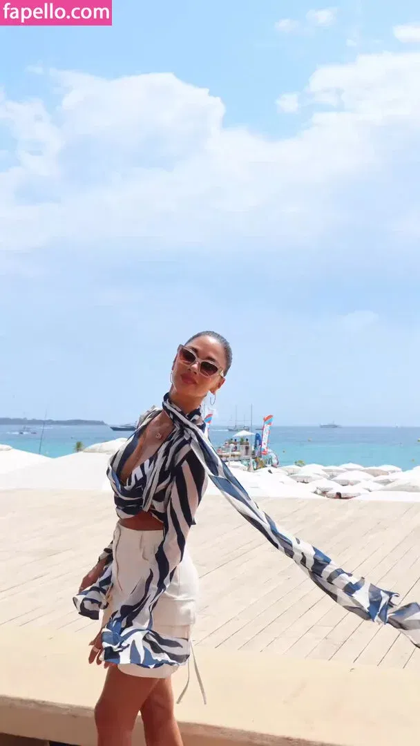 Nicole Scherzinger Onlyfans Photo Gallery 