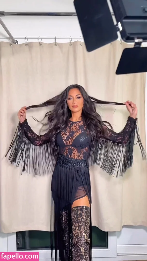 Nicole Scherzinger Onlyfans Photo Gallery 