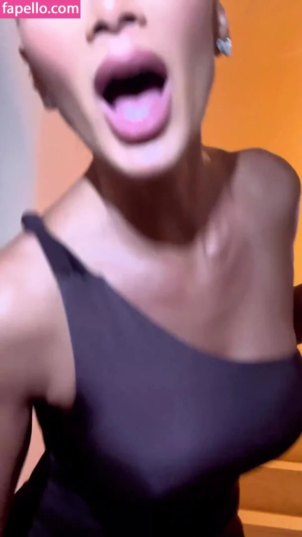 Nicole Scherzinger Onlyfans Photo Gallery 