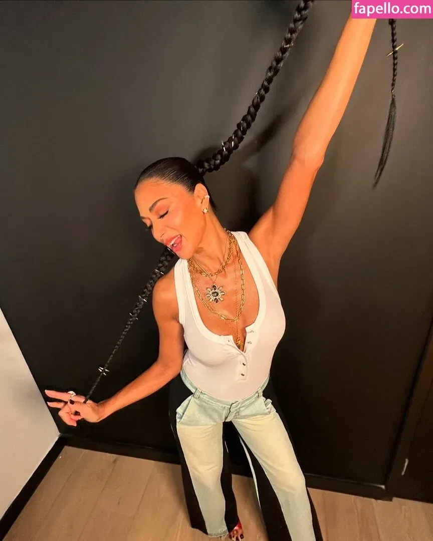 Nicole Scherzinger Onlyfans Photo Gallery 
