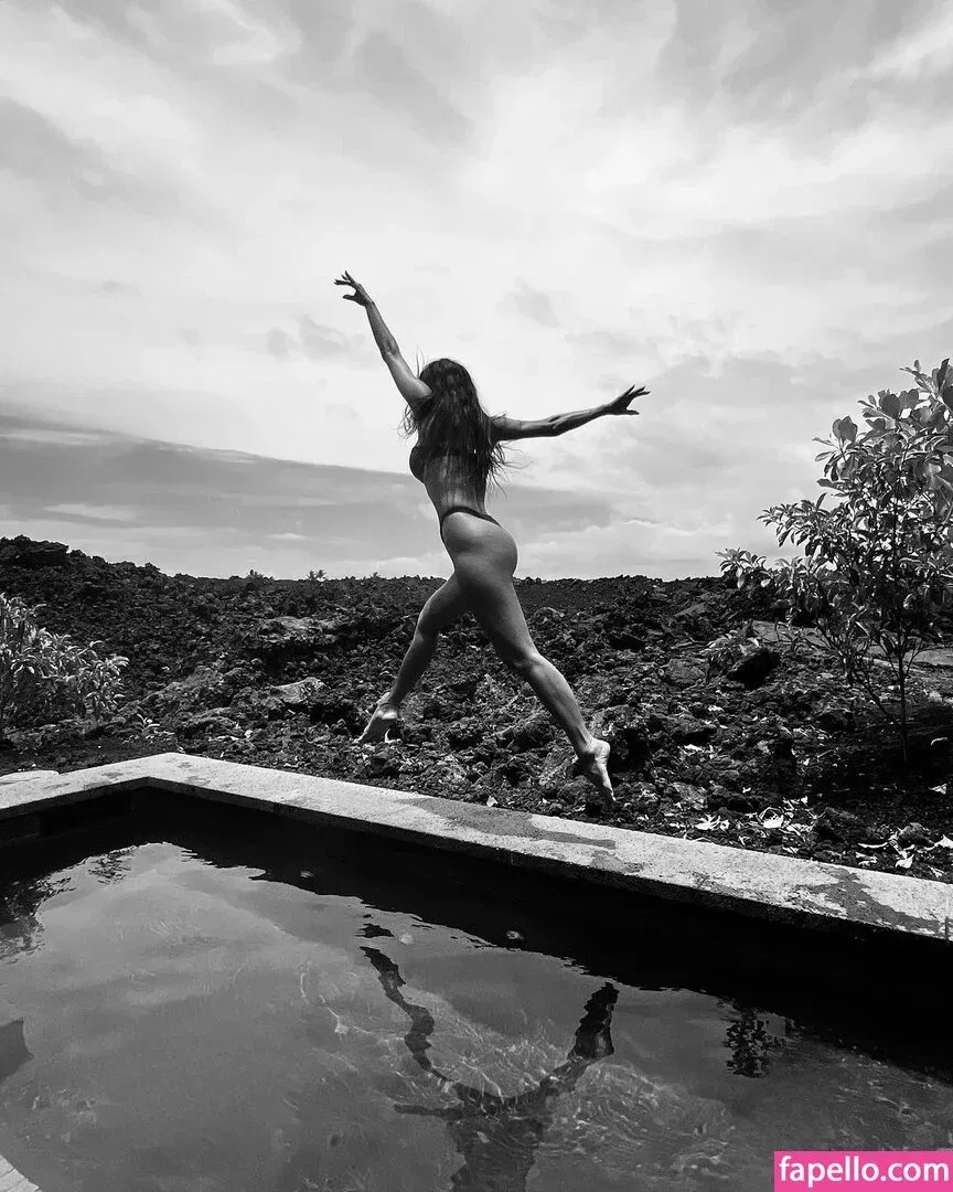 Nicole Scherzinger Onlyfans Photo Gallery 