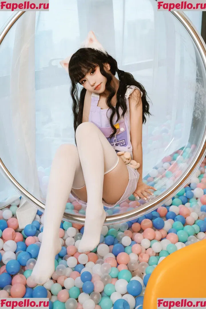 nekokoyoshi Onlyfans Photo Gallery 