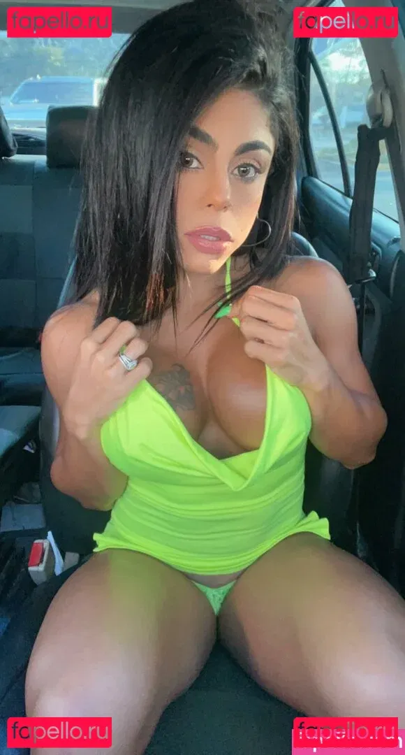 Yanet Onlyfans Photo Gallery 