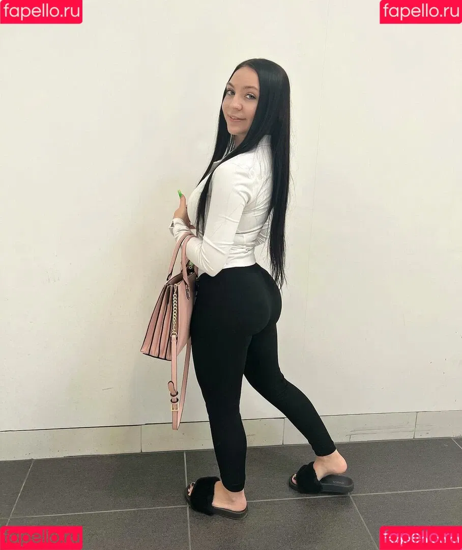 Cindy Z Onlyfans Photo Gallery 