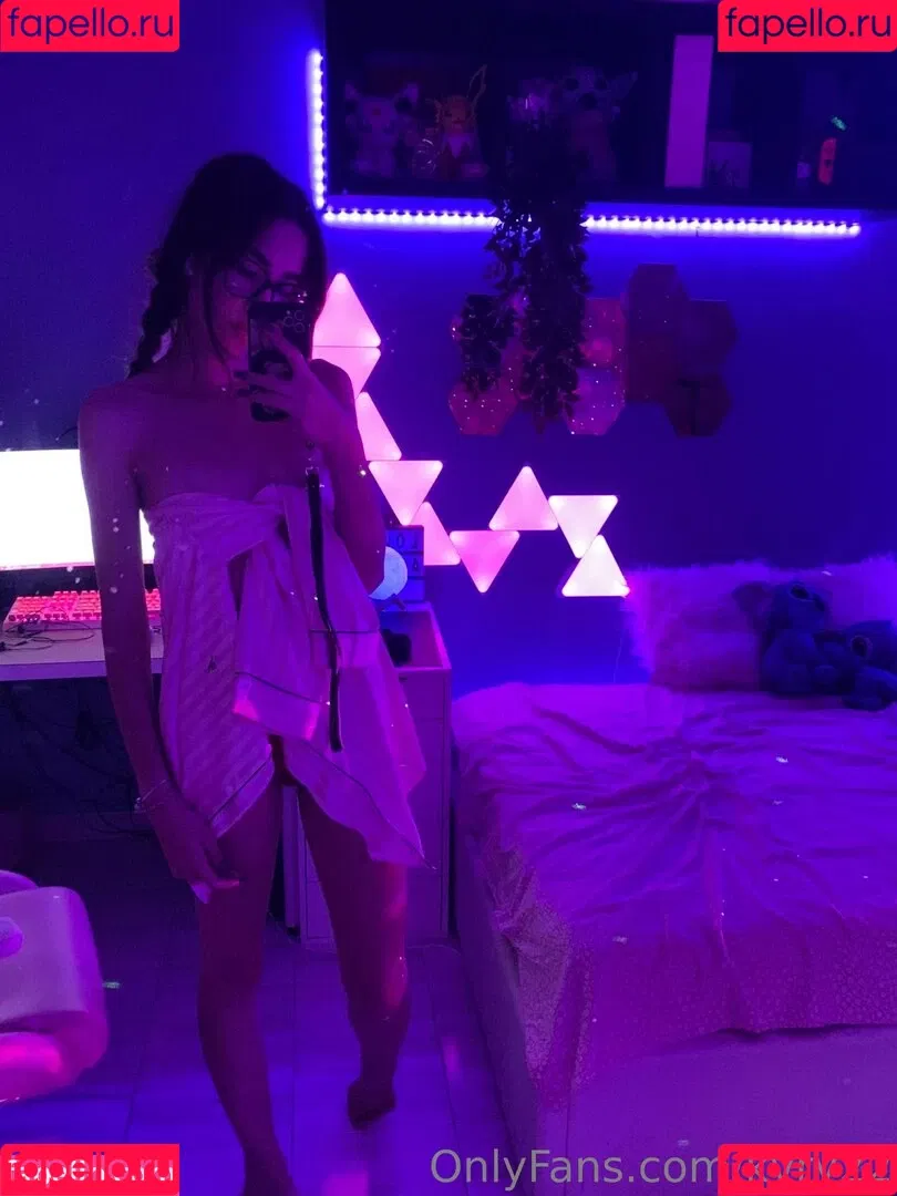Kary_ASMR Onlyfans Photo Gallery 